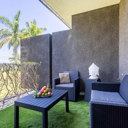 Apartamento Home2book Sea View & Pool Getaway,